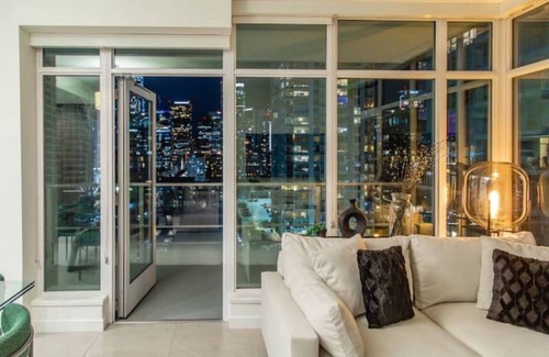 Vernon Apartamento | Downtown LA - Skyline View High Rise