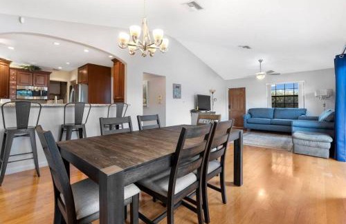 Hendricks and Venice Isles Casa | DOWNTOWN LAS OLAS WATERFRONT HOME UPDATED UNIT