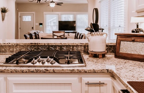 Southtown Casa | ¡NUEVO! Downtown Historic home + BONUS back house Cambiar listado