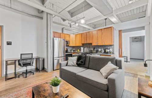 Downtown Cleveland Apartamento | Downtown Loft l Cleveland l Parking l Cafe