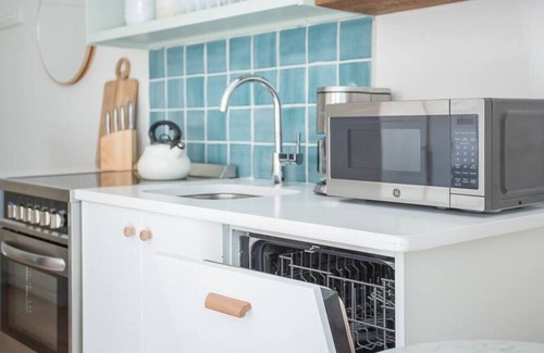 Yamacraw Village Apartamento | Downtown Loft Near Everything