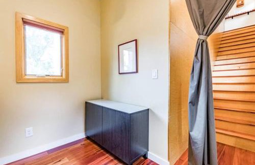 University Park Casa | Downtown Loft2min Walkcameron Vlg, Nc State,