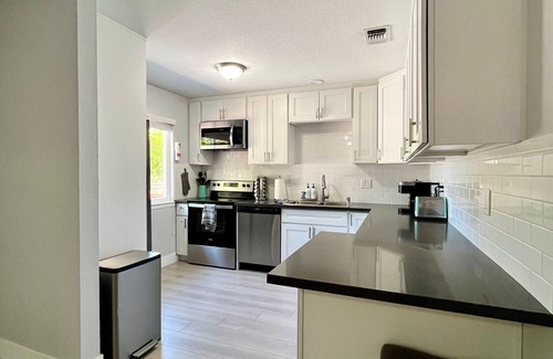 Loomis Casa | Downtown Loomis Modern Farmhouse 3