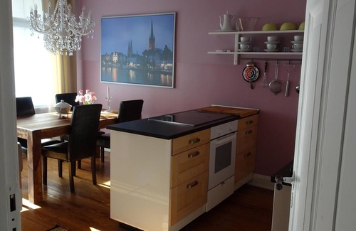 Lubeck City Centre Apartamento | Centro, Lübeck, planta baja, fin de siglo, casco antiguo, chimenea, WiFi, estacionamiento