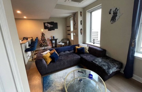 Mount Vernon Condominio | Downtown Luxury Apt- Long Term Stays Welcomed