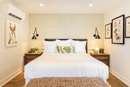 West Dundee Apartamento | Downtown Luxury Farmhouse Apartment #2