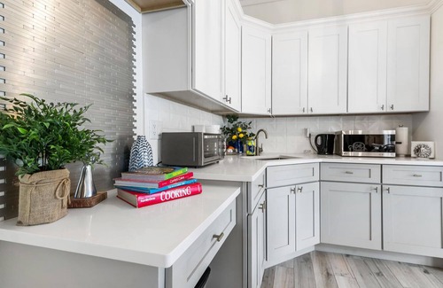 Old Northwood Historic District Casa | Downtown Luxury Guest House