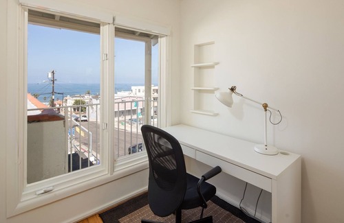 The Strand Apartamento | El centro de Manhattan Beach Getaway, vista al mar, a pie de playa y restaurantes!