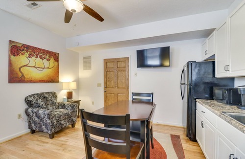 Marlinton Apartamento | Downtown Marlinton Vacation Rental Apartment!