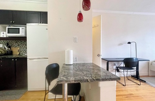 Milton Park Apartamento | Downtown McGill festival area explore the city in wonderful summer