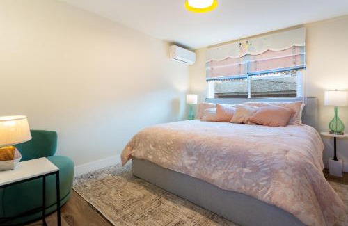 Mill Valley Casa | Downtown Mill Valley Modern Cozy Upstairs Apartment in Best San Francisco Bay Area
