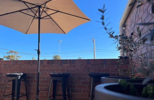 Narrabri Apartamento | Downtown Narrabri Apartment