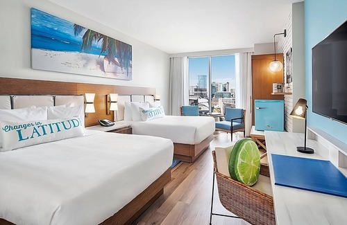 Sobro Hotel | Downtown Nashville Getaway – The City of Music Lovers! 3 Lovely Units!