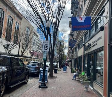 Downtown Apartamento | Downtown Norfolk Loft