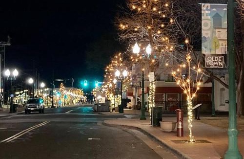Olde Town Arvada Apartamento | Downtown Olde Town Arvada- Across from light rail