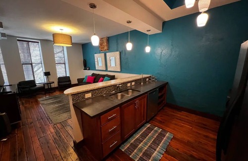 Paducah Apartamento | Downtown Paducah Broadway Loft Apartment