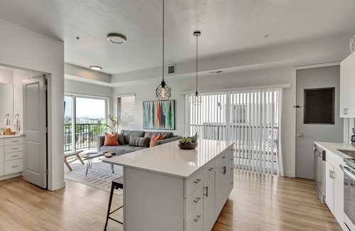 Downtown Salt Lake City Apartamento | 400-Penthouse Living! SLC en el centro de 1bed / 1bath con vistas de 180 grados!