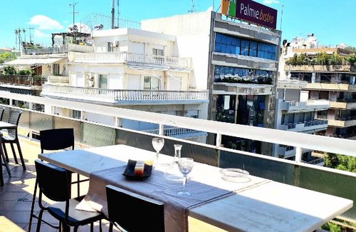 Ilisia Apartamento | Downtown, penthouse apartment with great view, Pagkrati