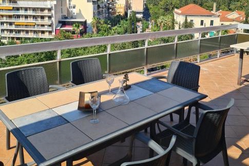 Ilisia Apartamento | Downtown, penthouse apartment with great view, Pagkrati