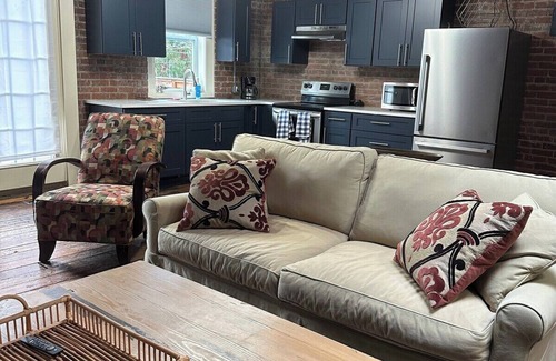Pittsboro Apartamento | Downtown Pittsboro Boho Loft