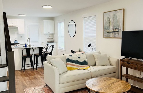 Princeton Casa | Downtown Princeton- Quaint 2-bedroom
