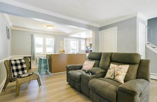 Cameron Village Apartamento | Downtown Raleigh Condo ~ 2 Mi to Ncsu Campus!