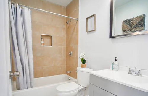 Downtown Redlands Casa | Downtown Redlands Getaway Home away from home.