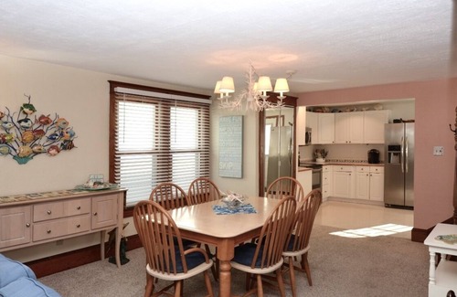 South Rehoboth Casa | Downtown Rehoboth Beach Home Sleeps 8 w/ Parking