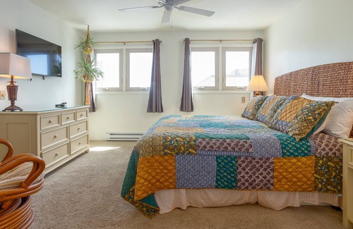 South Rehoboth Condominio | OCEAN BLOCK CONDO CON VISTAS AL MAR 2BR SLEEPS 6 Y ESTACIONAMIENTO!