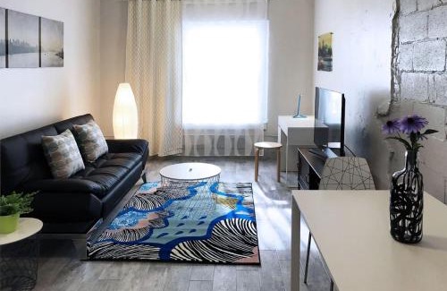 Fairlie-Poplar Historic District Casa | Downtown Retreat - Location - Comfort - Style