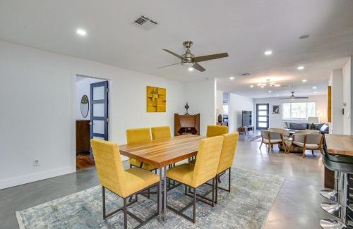 South Corals Casa | Downtown Retreat with Heated Pool & Backyard Patio