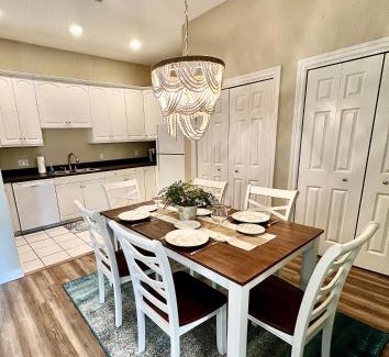 Saugatuck Apartamento | Downtown, Roof Deck, Parking