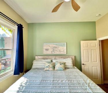 Saugatuck Apartamento | Downtown, Roof Deck, Parking