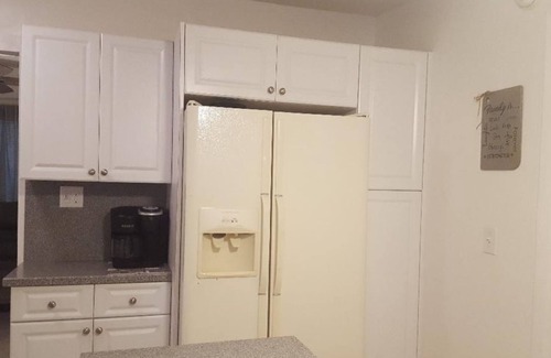 Safety Harbor Casa | Downtown Safety Harbor 2 Bed 1 Bath Pool Home, 20 minutes from Clearwater beach