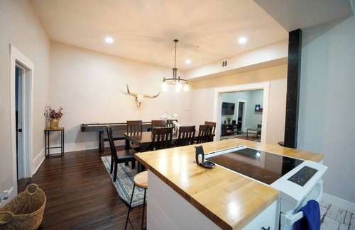 Midtown Casa | Downtown San Antonio/Sleeps 18/Pearl/Riverwalk/Zoo