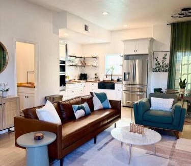Denver Heights Casa | Downtown San Antonio Near Riverwalk and Frost