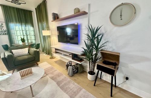 Denver Heights Casa | Downtown San Antonio Near Riverwalk and Frost