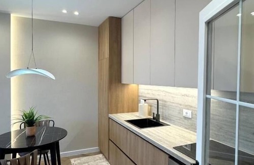 Shkoder Apartamento | Downtown Shkodra Apartment