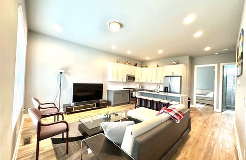 Haynes Area Casa | Downtown Skyline Views★Rooftop★Large Group