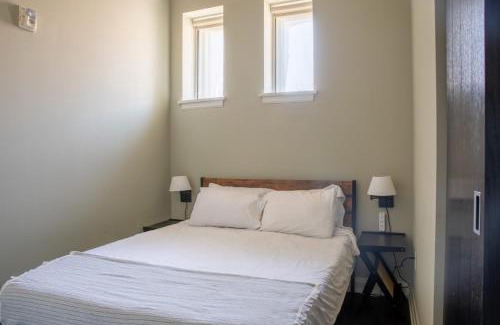 East Town Apartamento | Downtown Sleek 2BR Loft
