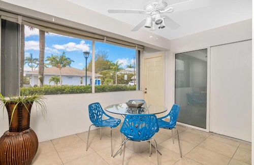 Old Naples Apartamento | Downtown Starfish 807