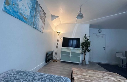Beaumont-sur-Oise Apartamento | Downtown superb f3 with all comforts