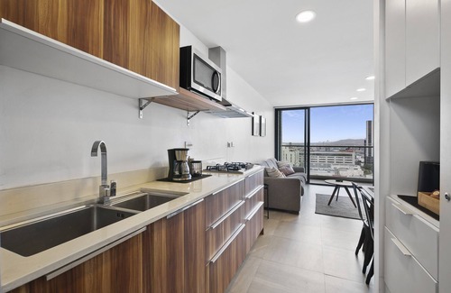 Centro Apartamento | Downtown Tijuana on Revolution - City Views with Balcony