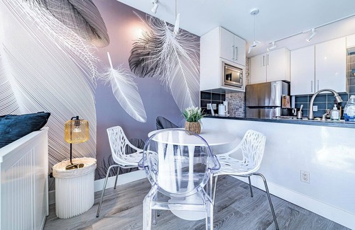 Crosstown Apartamento | Downtown Vancouver next to the SkyTrain, BC Place, Rogers Arena, Casino, shops..