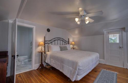 Eureka Springs Historic District Casa | Downtown Victorian Ste Piedmont