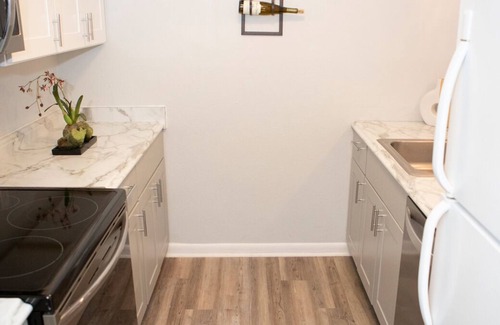 East Pensacola Heights Condominio | Downtown Waterfront Condo