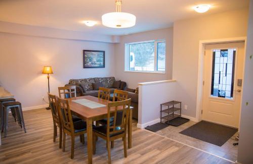 Whitehorse Apartamento | Downtown Whitehorse 4 bedrooms deluxe condo