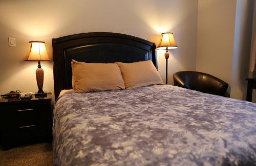 Whitehorse Apartamento | Downtown Whitehorse 4 bedrooms deluxe condo
