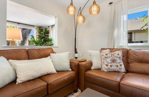 Windsor Casa | Downtown Windsor Home with Hot Tub and Pool Table