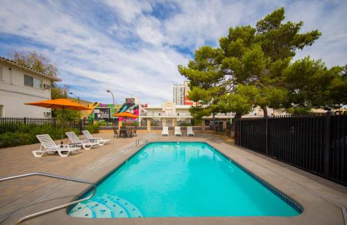 Downtown Las Vegas Hotel | Downtowner Boutique Hotel